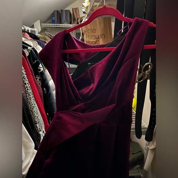 ASOS Design Velvet Dress - Picture 4 of 6